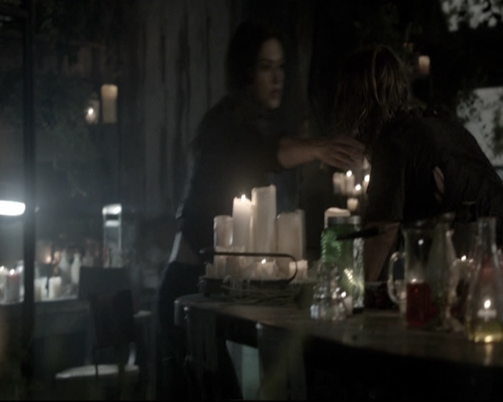 VampireDiariesWorld_dot_nl-TheOriginals_2x06WheelInsidetheWheel1464.jpg