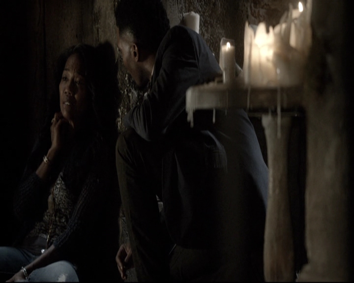 VampireDiariesWorld_dot_nl-TheOriginals_2x06WheelInsidetheWheel2230.jpg