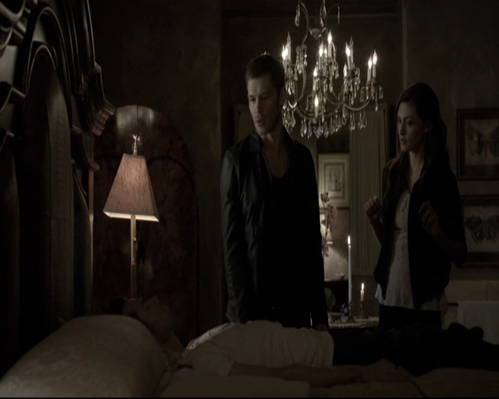 VampireDiariesWorld_dot_nl-TheOriginals_2x07ChasingTheDevilsTail0081.jpg