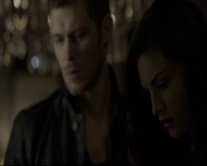 VampireDiariesWorld_dot_nl-TheOriginals_2x07ChasingTheDevilsTail0090.jpg