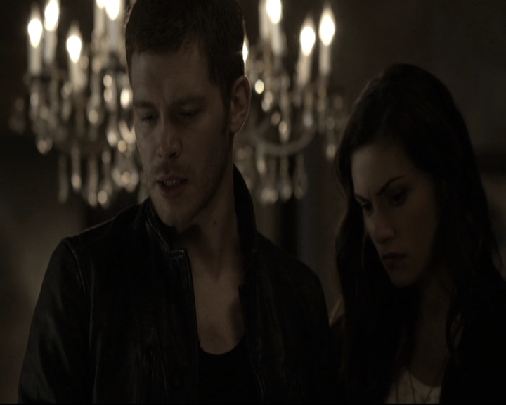 VampireDiariesWorld_dot_nl-TheOriginals_2x07ChasingTheDevilsTail0099.jpg