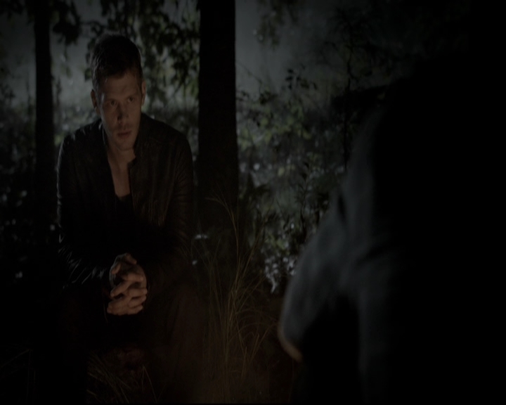 VampireDiariesWorld_dot_nl-TheOriginals_2x07ChasingTheDevilsTail1215.jpg