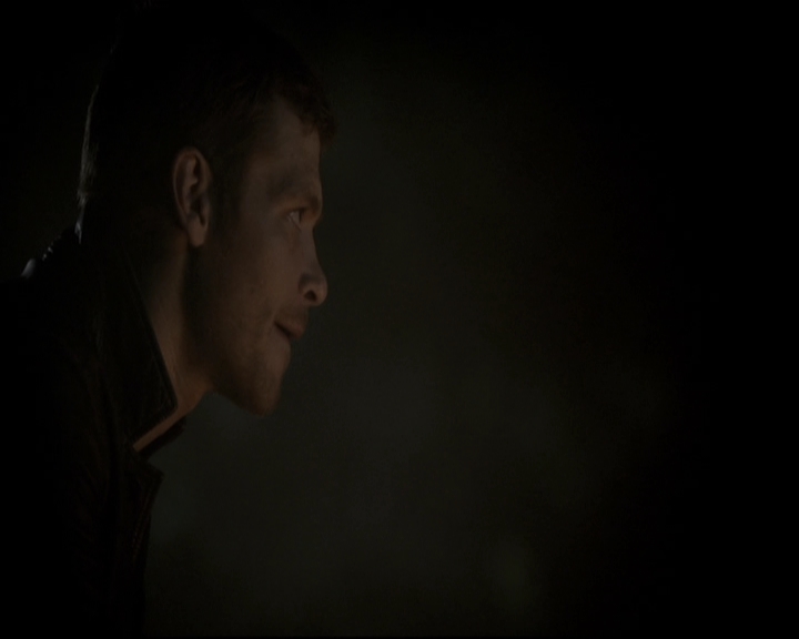 VampireDiariesWorld_dot_nl-TheOriginals_2x07ChasingTheDevilsTail1225.jpg