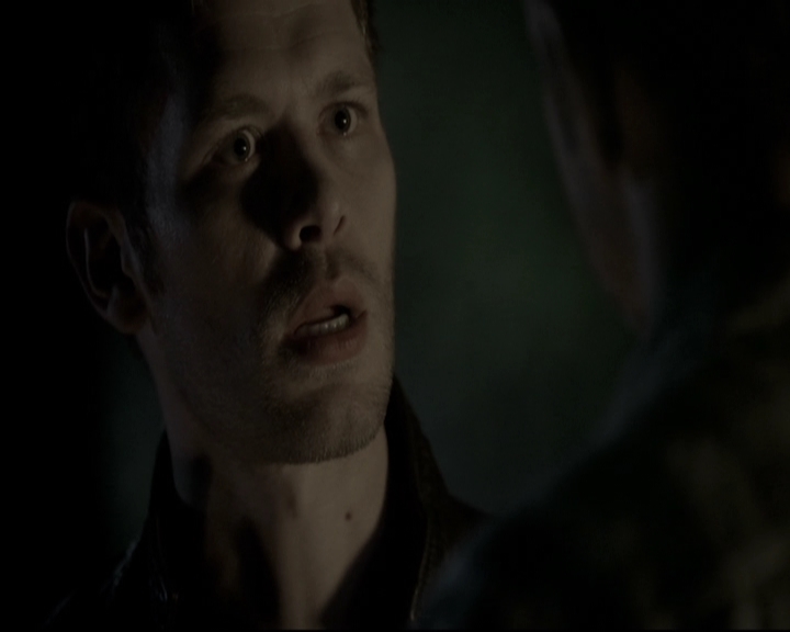 VampireDiariesWorld_dot_nl-TheOriginals_2x07ChasingTheDevilsTail1524.jpg