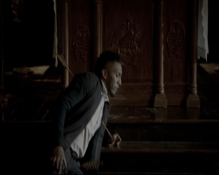 VampireDiariesWorld_dot_nl-TheOriginals_2x07ChasingTheDevilsTail1765.jpg