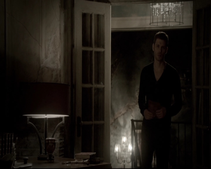 VampireDiariesWorld_dot_nl-TheOriginals_2x07ChasingTheDevilsTail1998.jpg