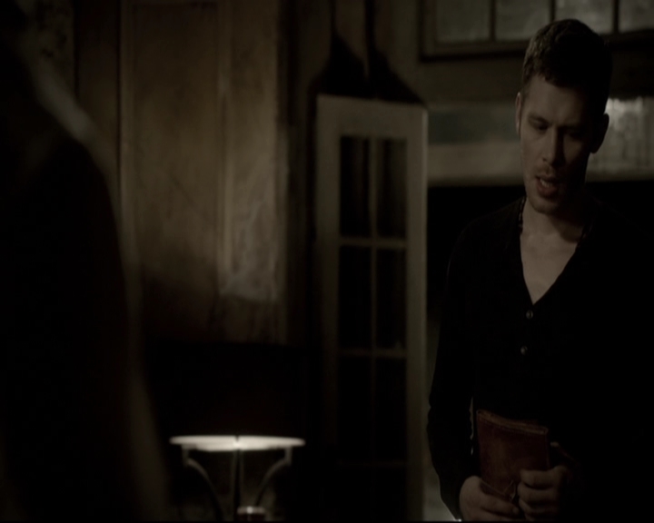 VampireDiariesWorld_dot_nl-TheOriginals_2x07ChasingTheDevilsTail2010.jpg