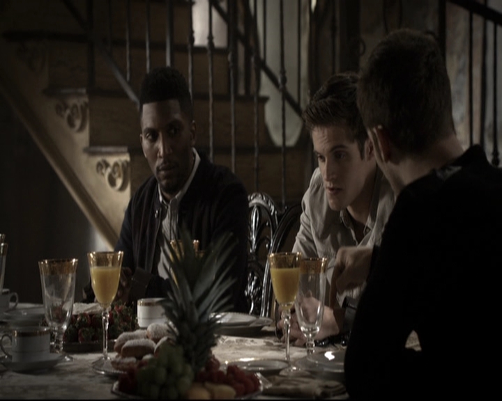 VampireDiariesWorld_dot_nl-TheOriginals_2x08TheBrothersThatCareToForgot0034.jpg