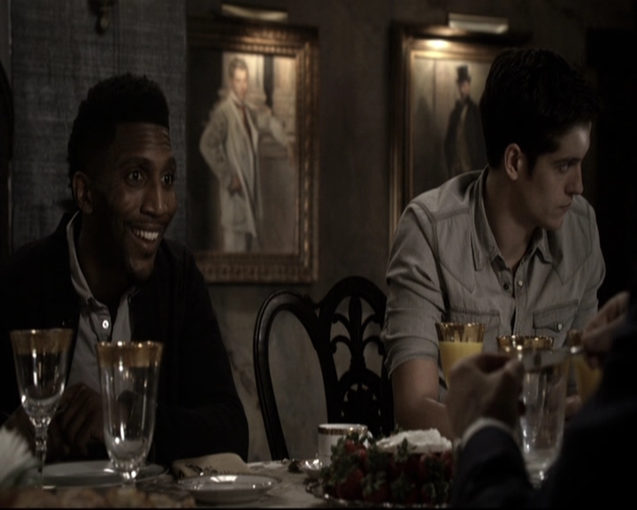 VampireDiariesWorld_dot_nl-TheOriginals_2x08TheBrothersThatCareToForgot0114.jpg