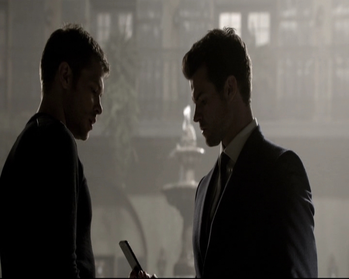 VampireDiariesWorld_dot_nl-TheOriginals_2x08TheBrothersThatCareToForgot0196.jpg