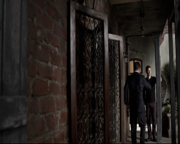 VampireDiariesWorld_dot_nl-TheOriginals_2x08TheBrothersThatCareToForgot0217.jpg