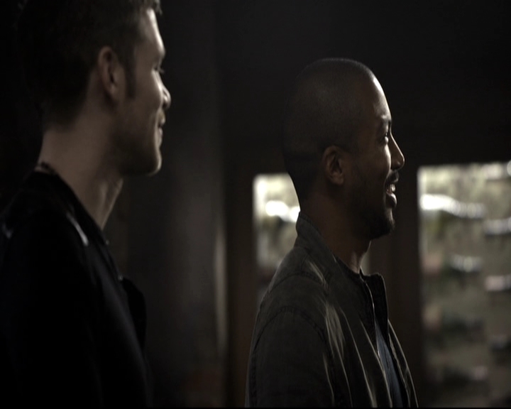 VampireDiariesWorld_dot_nl-TheOriginals_2x08TheBrothersThatCareToForgot0450.jpg