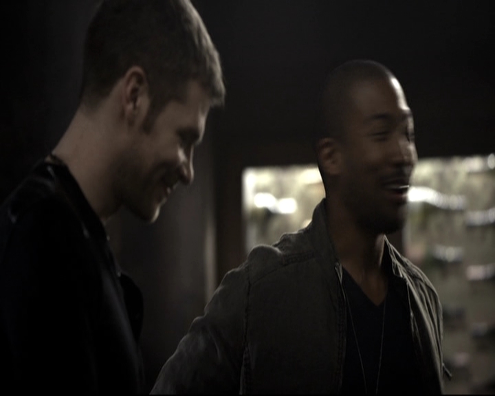 VampireDiariesWorld_dot_nl-TheOriginals_2x08TheBrothersThatCareToForgot0451.jpg