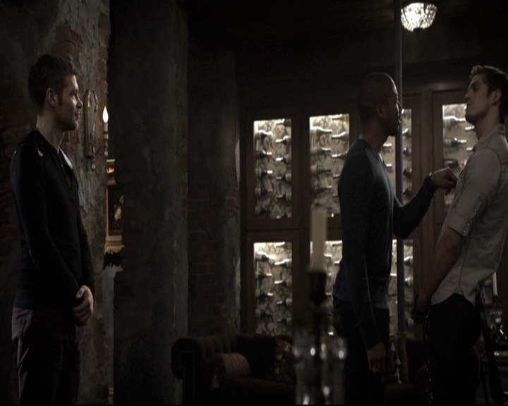 VampireDiariesWorld_dot_nl-TheOriginals_2x08TheBrothersThatCareToForgot0458.jpg