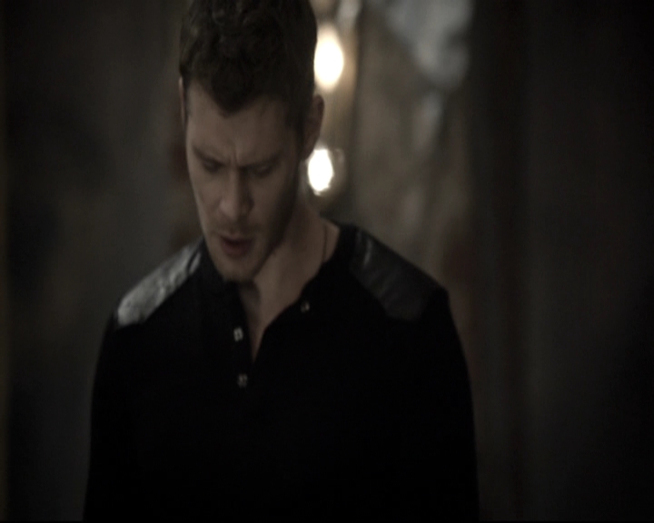 VampireDiariesWorld_dot_nl-TheOriginals_2x08TheBrothersThatCareToForgot0622.jpg