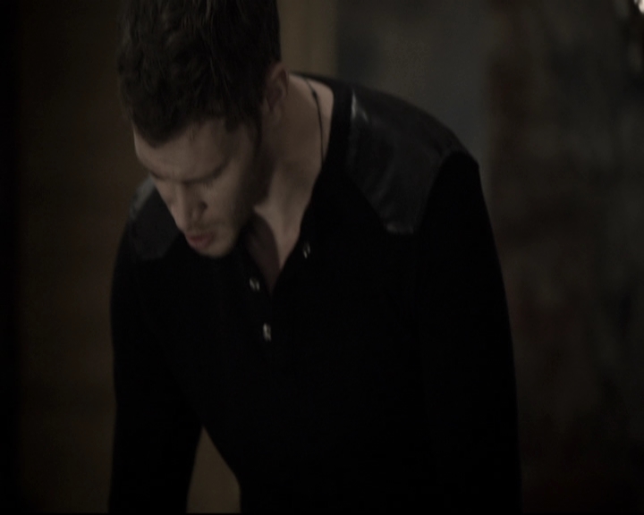 VampireDiariesWorld_dot_nl-TheOriginals_2x08TheBrothersThatCareToForgot0624.jpg