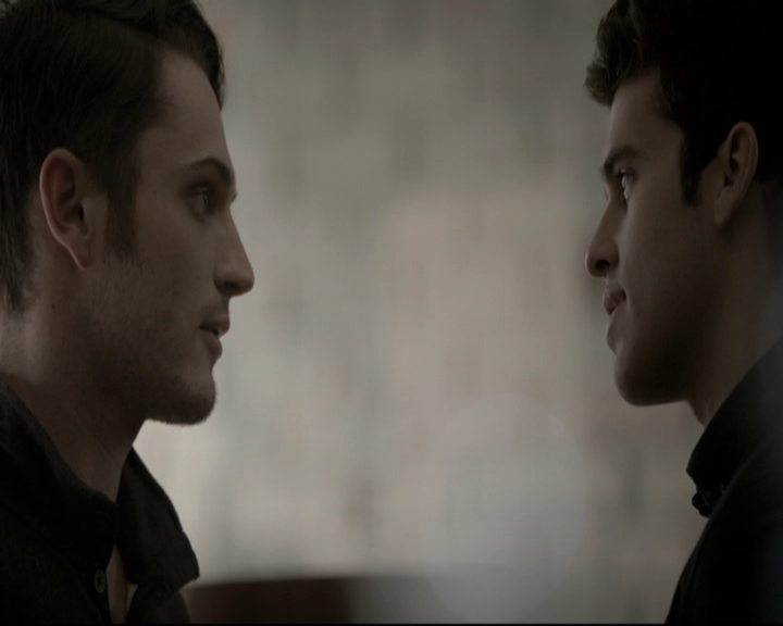 VampireDiariesWorld_dot_nl-TheOriginals_2x08TheBrothersThatCareToForgot1011.jpg