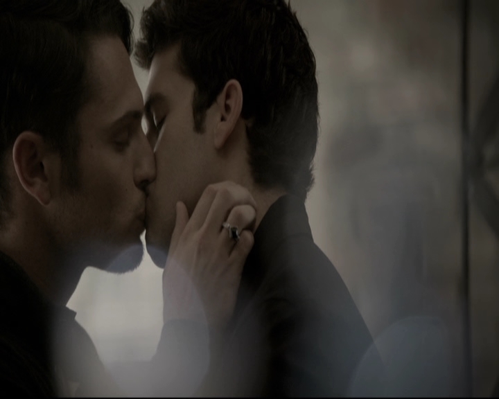 VampireDiariesWorld_dot_nl-TheOriginals_2x08TheBrothersThatCareToForgot1044.jpg