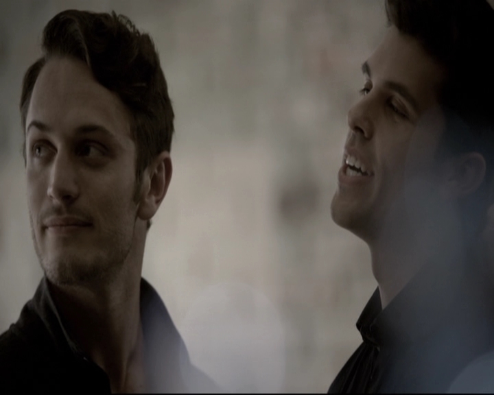 VampireDiariesWorld_dot_nl-TheOriginals_2x08TheBrothersThatCareToForgot1069.jpg