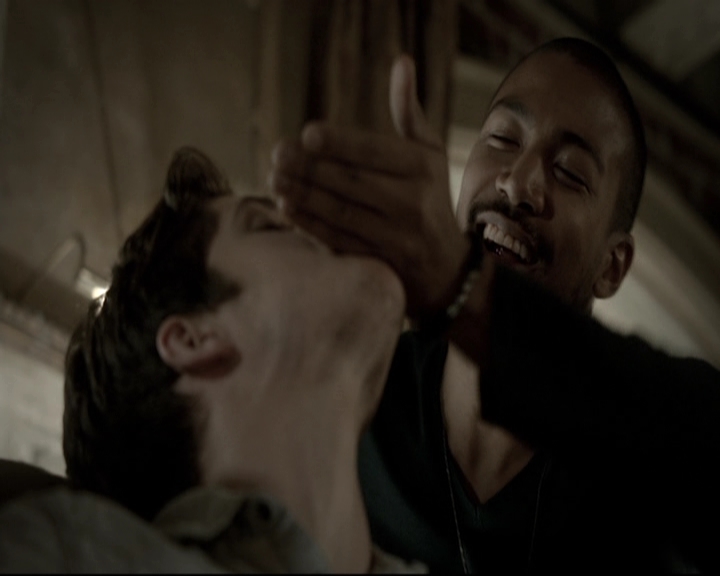 VampireDiariesWorld_dot_nl-TheOriginals_2x08TheBrothersThatCareToForgot1119.jpg