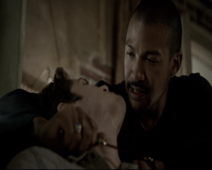 VampireDiariesWorld_dot_nl-TheOriginals_2x08TheBrothersThatCareToForgot1122.jpg