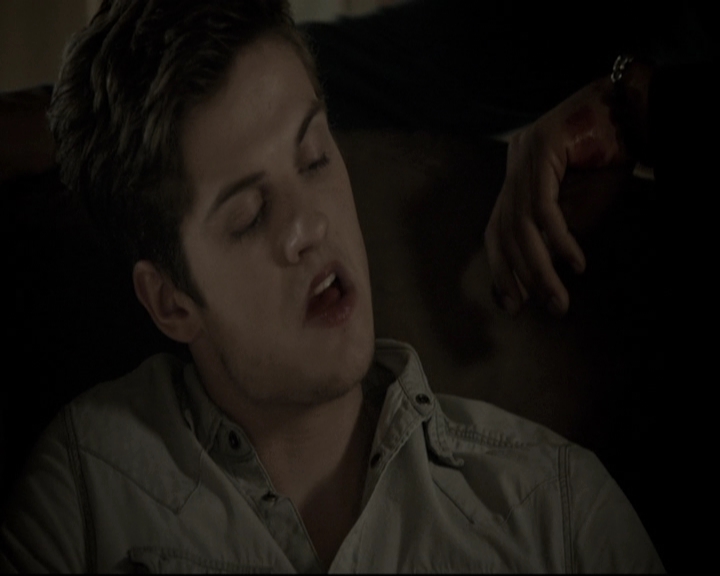 VampireDiariesWorld_dot_nl-TheOriginals_2x08TheBrothersThatCareToForgot1135.jpg