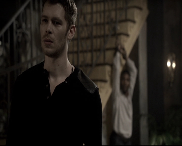 VampireDiariesWorld_dot_nl-TheOriginals_2x08TheBrothersThatCareToForgot1310.jpg