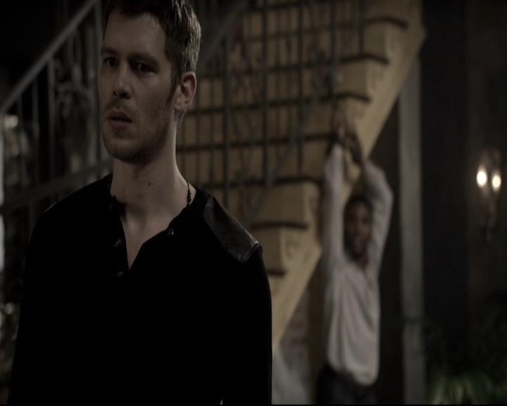 VampireDiariesWorld_dot_nl-TheOriginals_2x08TheBrothersThatCareToForgot1311.jpg