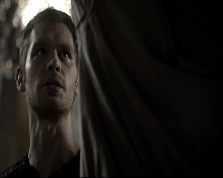 VampireDiariesWorld_dot_nl-TheOriginals_2x08TheBrothersThatCareToForgot1353.jpg