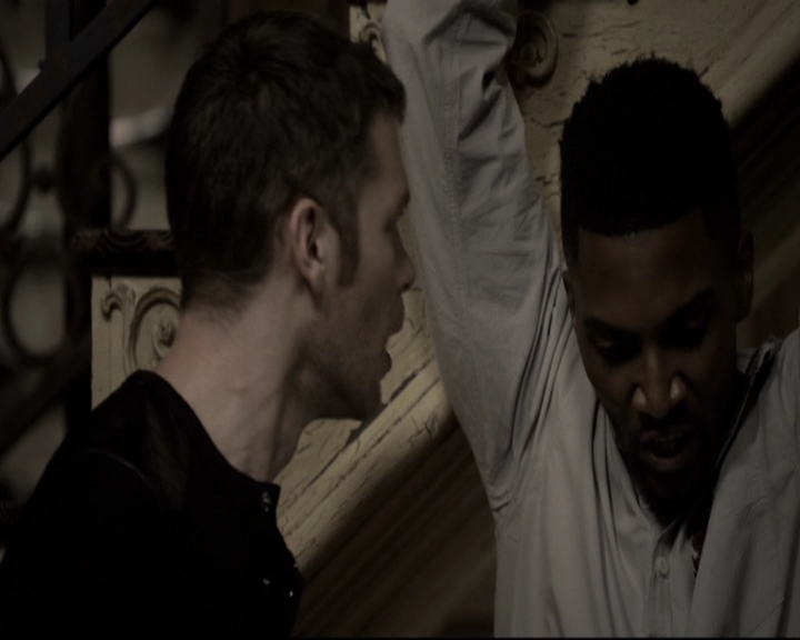 VampireDiariesWorld_dot_nl-TheOriginals_2x08TheBrothersThatCareToForgot1357.jpg