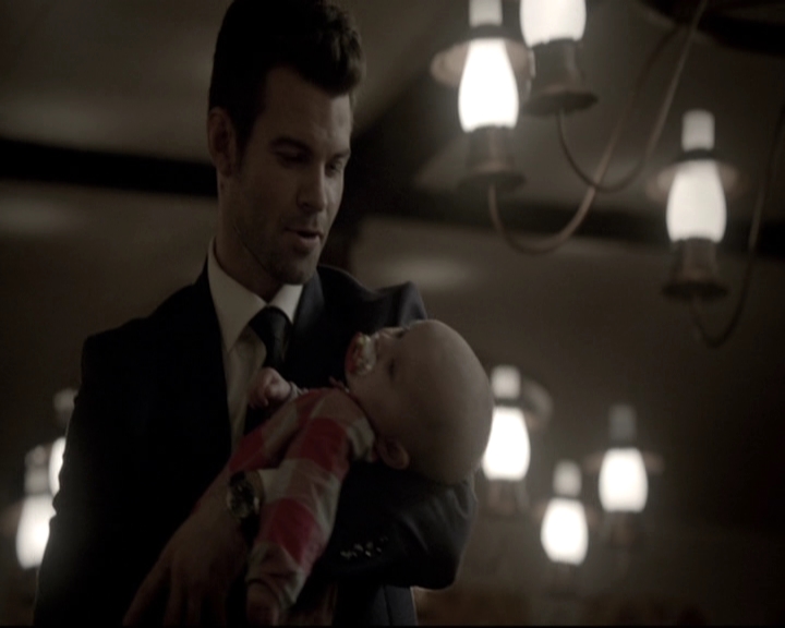 VampireDiariesWorld_dot_nl-TheOriginals_2x08TheBrothersThatCareToForgot1403.jpg