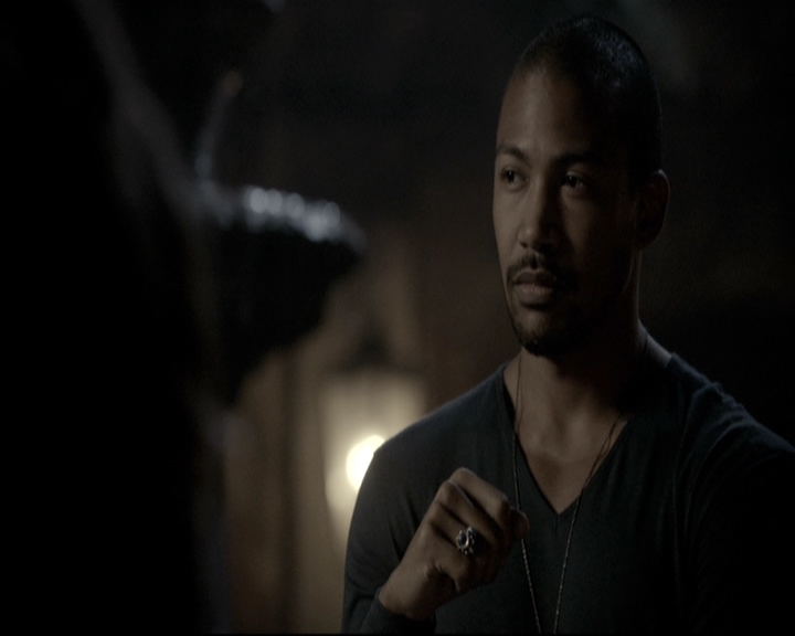 VampireDiariesWorld_dot_nl-TheOriginals_2x08TheBrothersThatCareToForgot1988.jpg