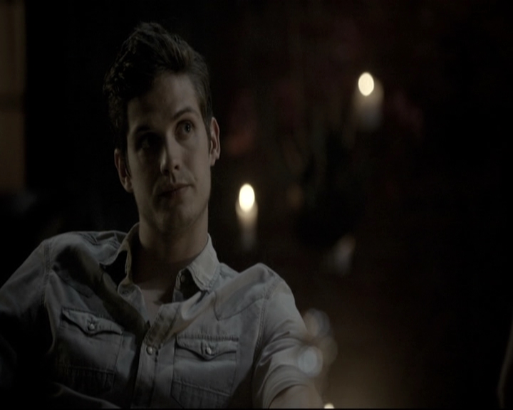 VampireDiariesWorld_dot_nl-TheOriginals_2x08TheBrothersThatCareToForgot1990.jpg