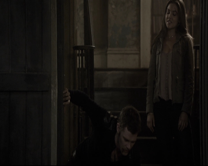 VampireDiariesWorld_dot_nl-TheOriginals_2x08TheBrothersThatCareToForgot2025.jpg