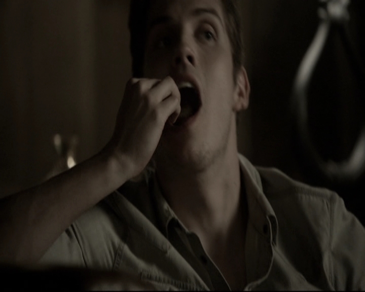 VampireDiariesWorld_dot_nl-TheOriginals_2x08TheBrothersThatCareToForgot2108.jpg