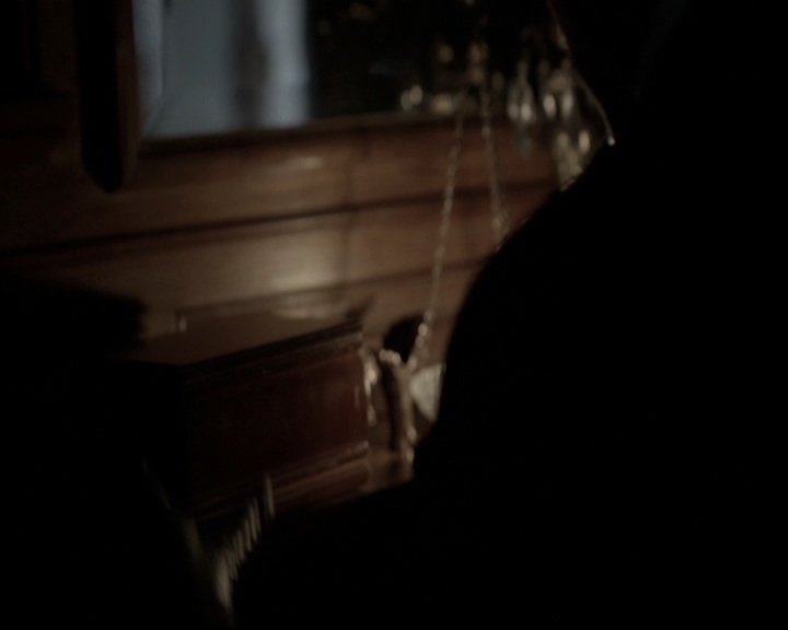 VampireDiariesWorld_dot_nl-TheOriginals_2x09TheMapOfMoments0042.jpg