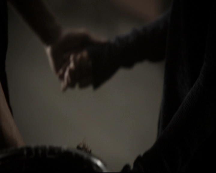 VampireDiariesWorld_dot_nl-TheOriginals_2x09TheMapOfMoments0212.jpg