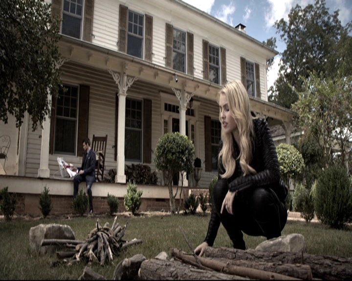 VampireDiariesWorld_dot_nl-TheOriginals_2x09TheMapOfMoments0389.jpg