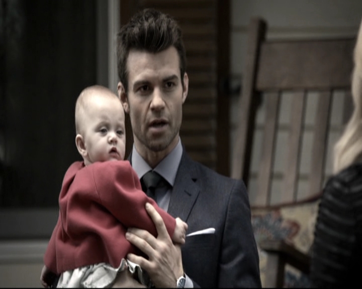 VampireDiariesWorld_dot_nl-TheOriginals_2x09TheMapOfMoments0411.jpg