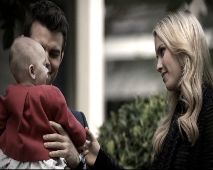 VampireDiariesWorld_dot_nl-TheOriginals_2x09TheMapOfMoments0421.jpg