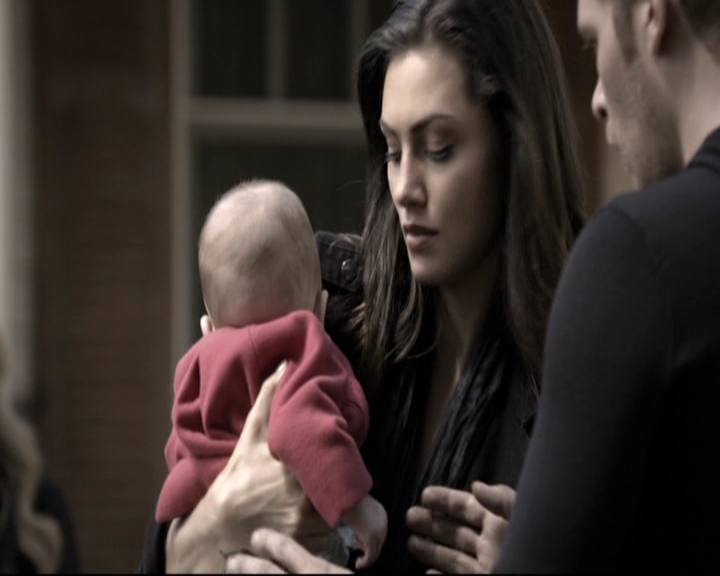 VampireDiariesWorld_dot_nl-TheOriginals_2x09TheMapOfMoments0487.jpg