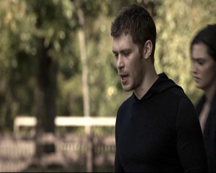 VampireDiariesWorld_dot_nl-TheOriginals_2x09TheMapOfMoments0511.jpg