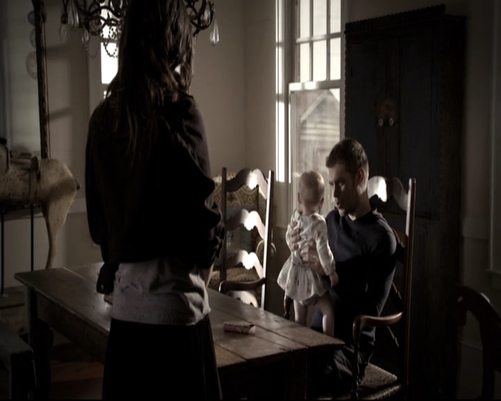 VampireDiariesWorld_dot_nl-TheOriginals_2x09TheMapOfMoments0626.jpg