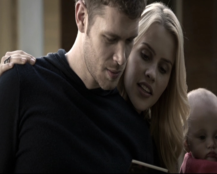 VampireDiariesWorld_dot_nl-TheOriginals_2x09TheMapOfMoments1001.jpg