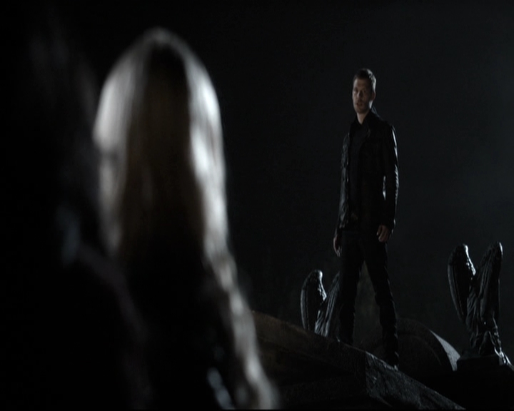 VampireDiariesWorld_dot_nl-TheOriginals_2x09TheMapOfMoments1743.jpg