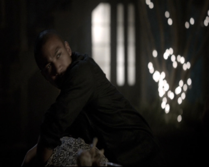 VampireDiariesWorld_dot_nl-TheOriginals_2x09TheMapOfMoments1816.jpg