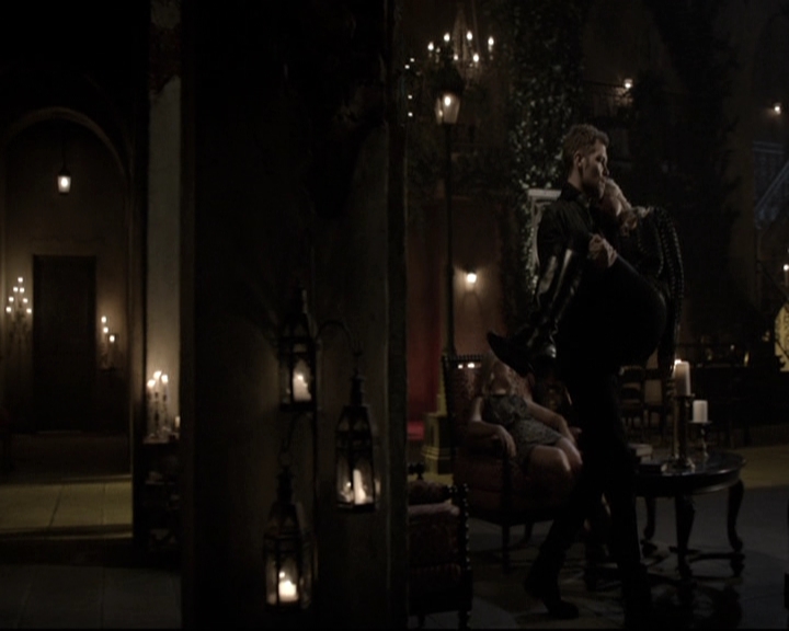 VampireDiariesWorld_dot_nl-TheOriginals_2x09TheMapOfMoments1834.jpg