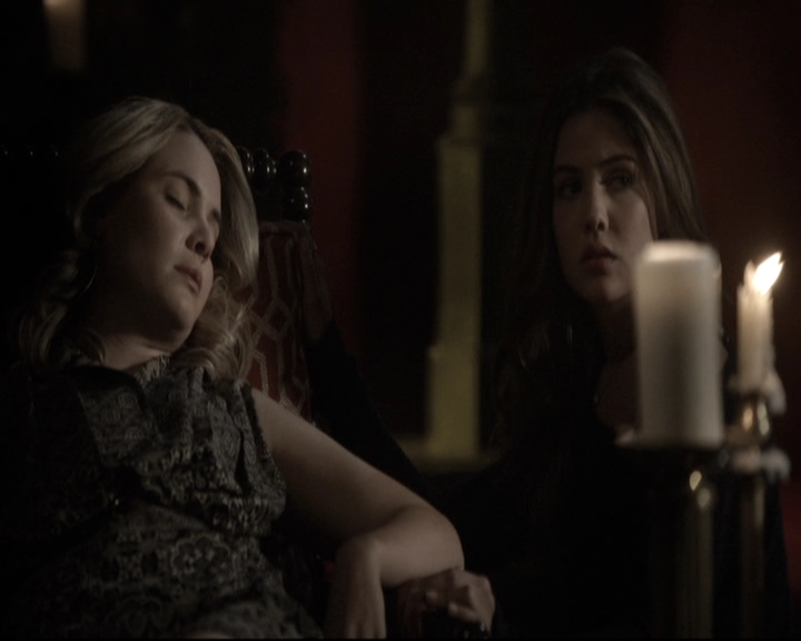 VampireDiariesWorld_dot_nl-TheOriginals_2x09TheMapOfMoments1849.jpg