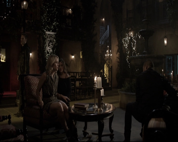 VampireDiariesWorld_dot_nl-TheOriginals_2x09TheMapOfMoments1897.jpg