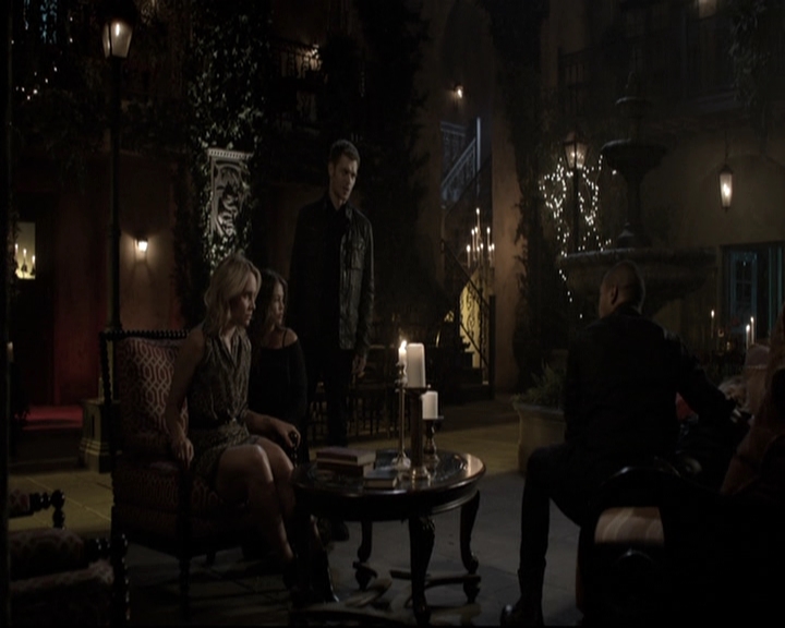 VampireDiariesWorld_dot_nl-TheOriginals_2x09TheMapOfMoments1901.jpg